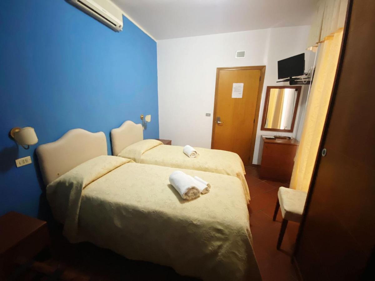 Caterina House Nel Borgo Piu Bello D'Italia San Lucido Exterior foto