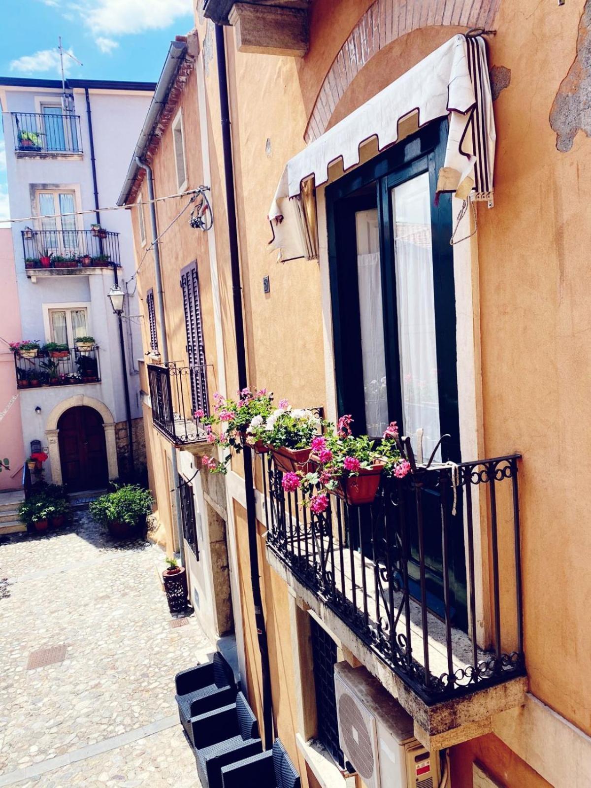 Caterina House Nel Borgo Piu Bello D'Italia San Lucido Quarto foto